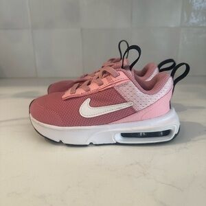 Kids' Air Max INTRLK Lite Sneaker Toddler pink and white